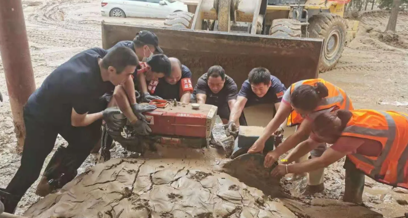 武汉临空港：东西湖老兵冲去河南了！河南群众吃上东西湖冬瓜！